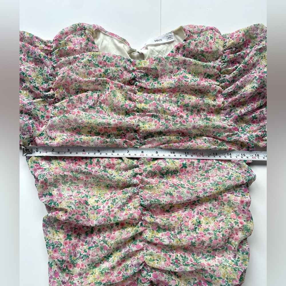 mango ruched medium Floral Pink Women's Top - Picture 4 of 7